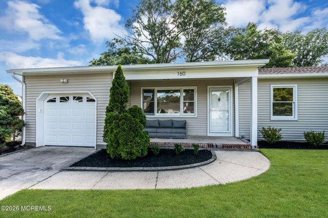 160 Berkeley Drive, Brick, NJ 08724