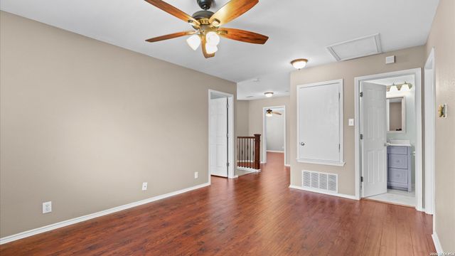 21111 Encino Oaks, San Antonio, TX 78259