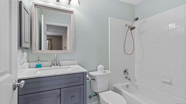 21111 Encino Oaks, San Antonio, TX 78259