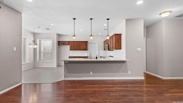 21111 Encino Oaks, San Antonio, TX 78259