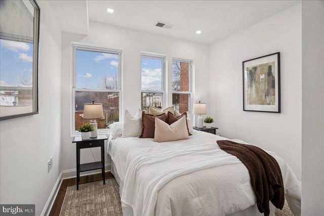 1538 LEVIS ST NE, Washington, DC 20002