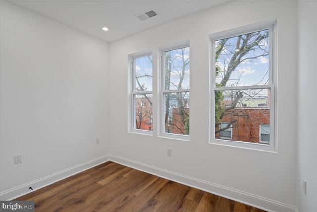 1538 LEVIS ST NE, Washington, DC 20002