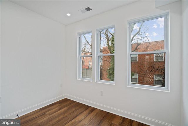 1538 LEVIS ST NE, Washington, DC 20002