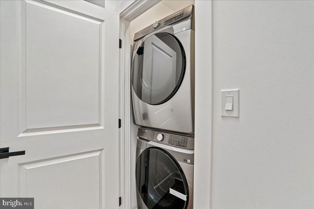 1538 LEVIS ST NE, Washington, DC 20002