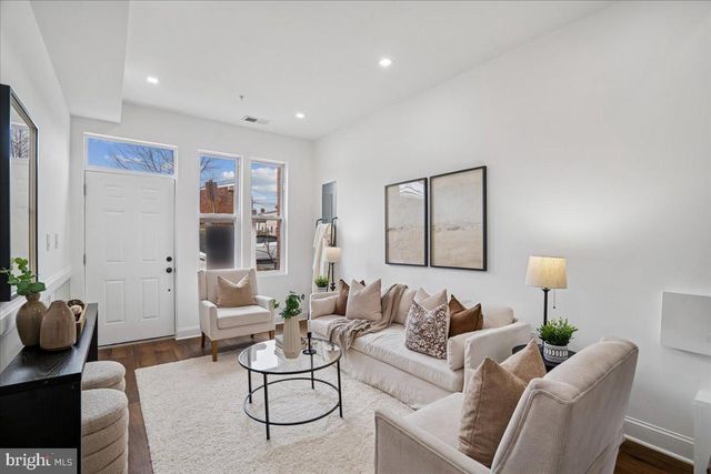 1538 LEVIS ST NE, Washington, DC 20002