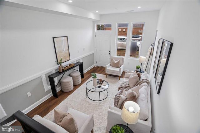 1538 LEVIS ST NE, Washington, DC 20002