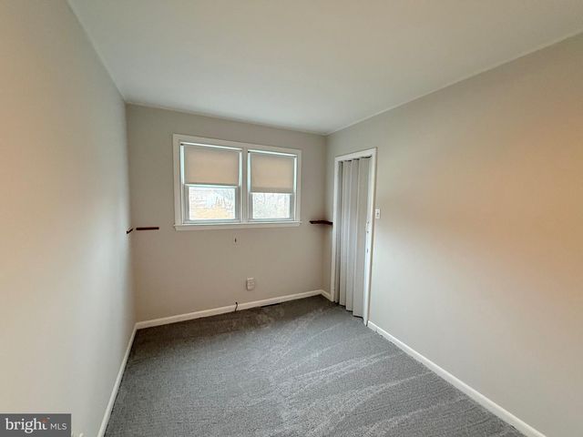 149 LAKE DR, Downingtown, PA 19335