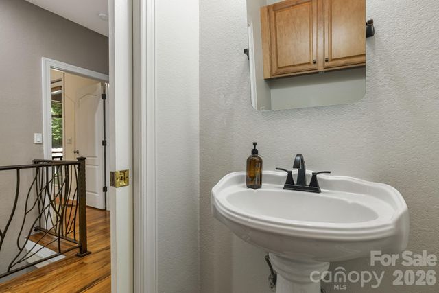 67 Reeses Ridge Court, Hendersonville, NC 28739