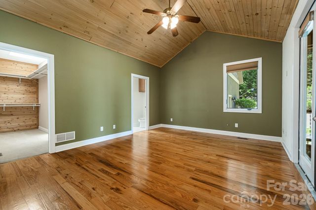 67 Reeses Ridge Court, Hendersonville, NC 28739