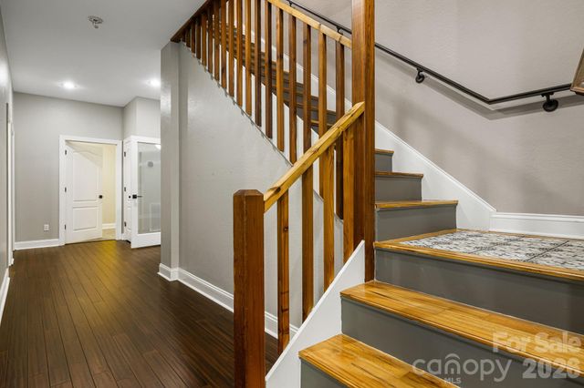 67 Reeses Ridge Court, Hendersonville, NC 28739