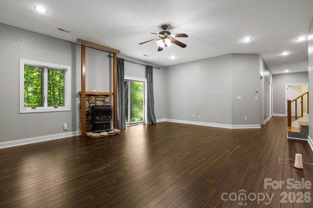 67 Reeses Ridge Court, Hendersonville, NC 28739