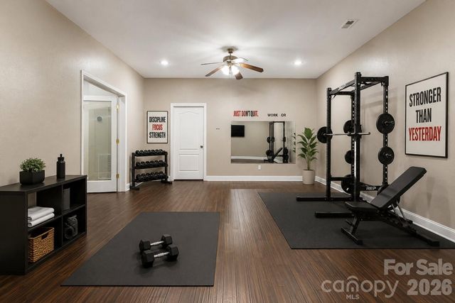 67 Reeses Ridge Court, Hendersonville, NC 28739