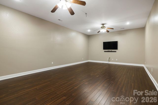 67 Reeses Ridge Court, Hendersonville, NC 28739