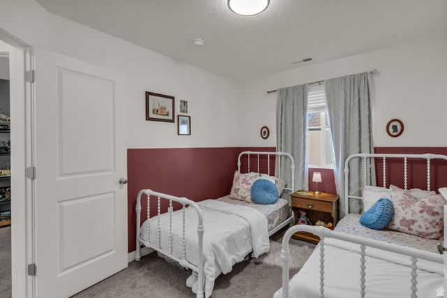 1954 W PARKVIEW DR, Syracuse, UT 84075