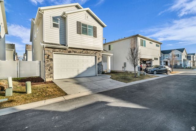 1954 W PARKVIEW DR, Syracuse, UT 84075