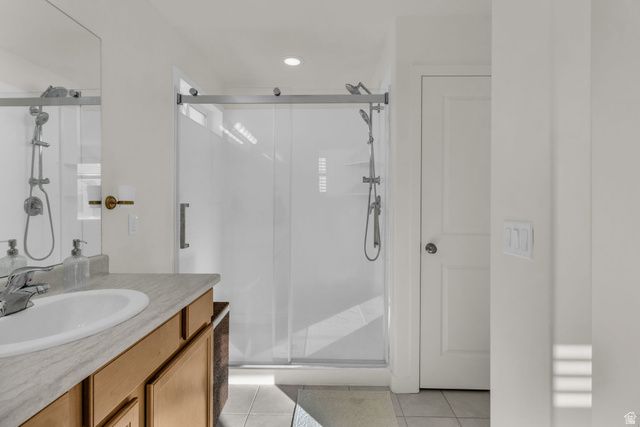 1954 W PARKVIEW DR, Syracuse, UT 84075