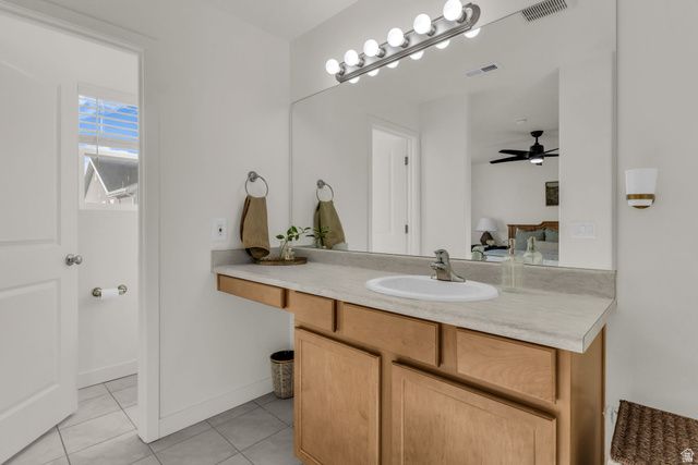 1954 W PARKVIEW DR, Syracuse, UT 84075