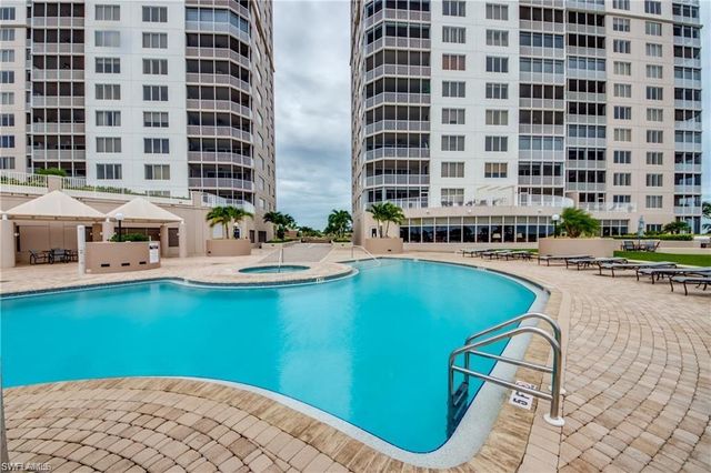 2090 W First ST 810, Fort Myers, FL 33901