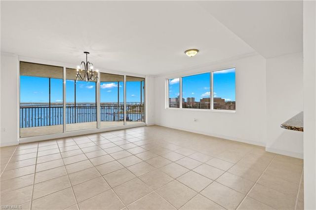 2090 W First ST 810, Fort Myers, FL 33901