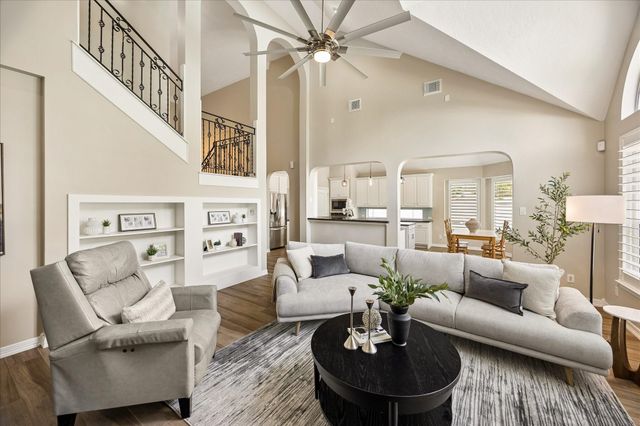 12434 Santiago Cove Lane, Houston, TX 77041