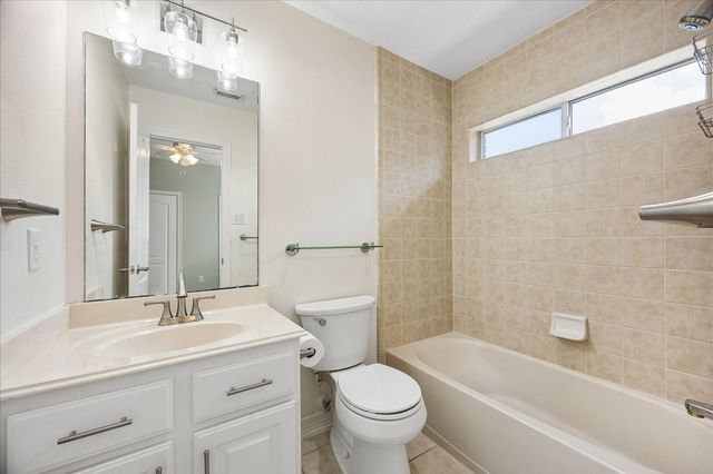 12434 Santiago Cove Lane, Houston, TX 77041