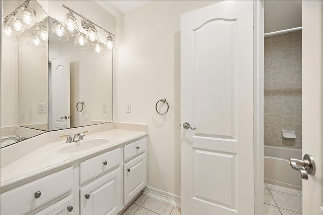 12434 Santiago Cove Lane, Houston, TX 77041