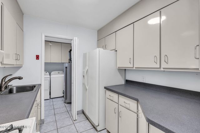 47 Western Drive, Howell, NJ 07731