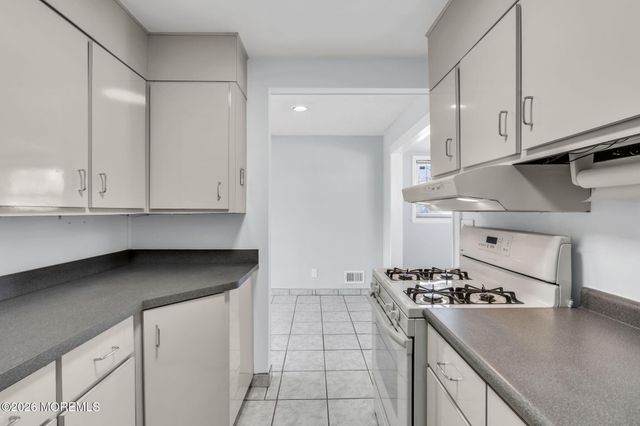 47 Western Drive, Howell, NJ 07731