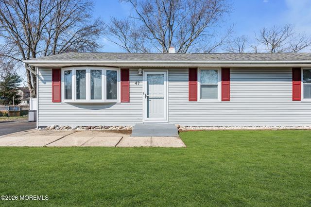 47 Western Drive, Howell, NJ 07731