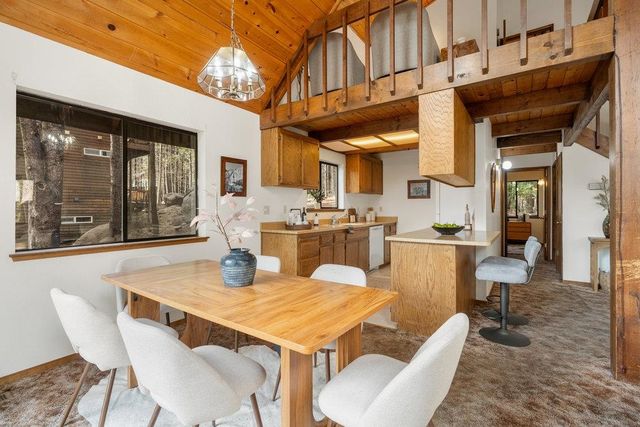 11448 Sun Valley Road, Truckee, CA 96161