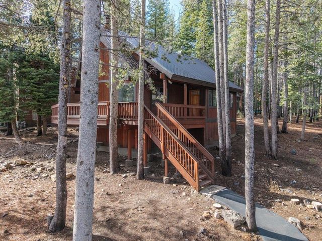 11448 Sun Valley Road, Truckee, CA 96161