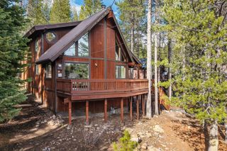 11448 Sun Valley Road, Truckee, CA 96161