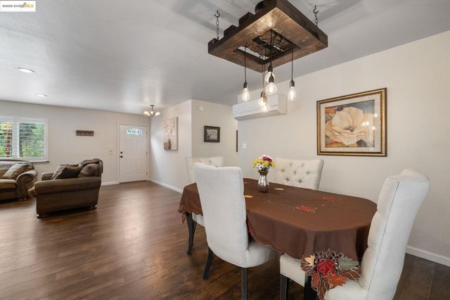 18814 Middle Camp Sugar Pine Rd, Twain Harte, CA 95383