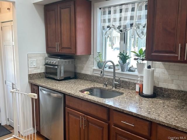 2984 Grand Boulevard, Baldwin, NY 11510