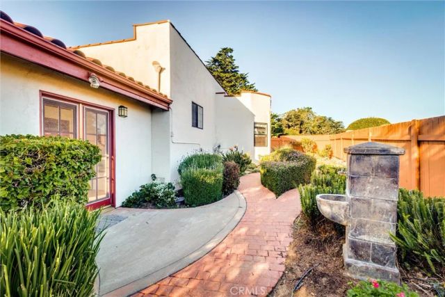 2741 Woodland Hills, Arroyo Grande, CA 93420