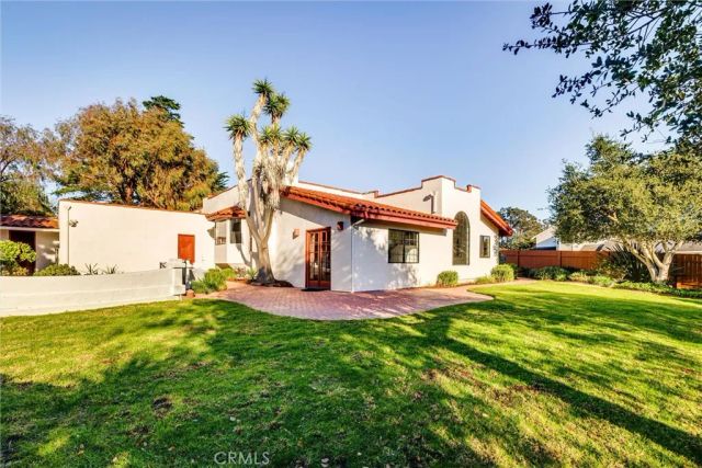 2741 Woodland Hills, Arroyo Grande, CA 93420