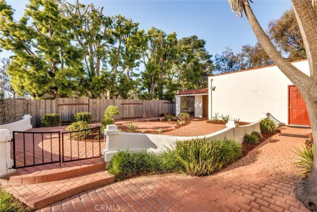 2741 Woodland Hills, Arroyo Grande, CA 93420