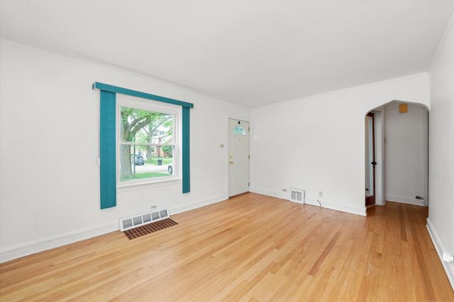 10455 S Spaulding Avenue, Chicago, IL 60655