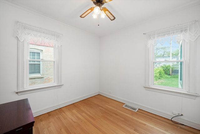 10455 S Spaulding Avenue, Chicago, IL 60655