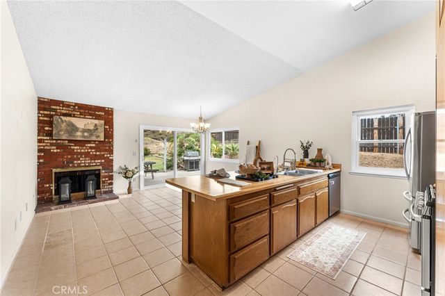 24878 Sundial, Moreno Valley, CA 92557