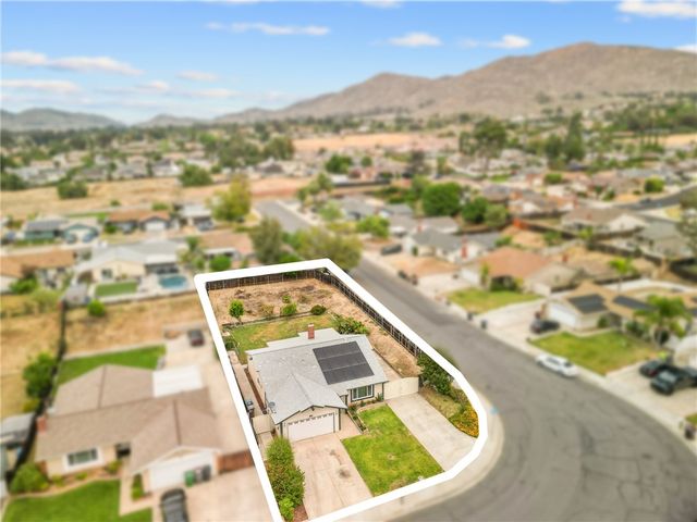 24878 Sundial, Moreno Valley, CA 92557