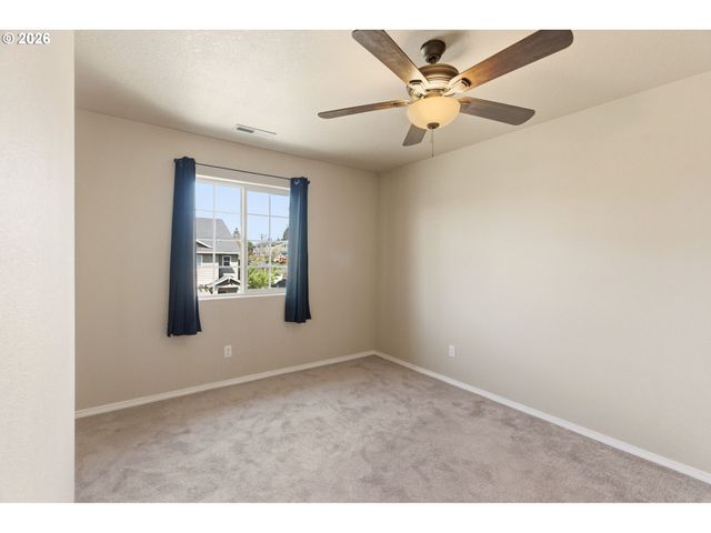 815 Nw 1ST Ave, Canby, OR 97013