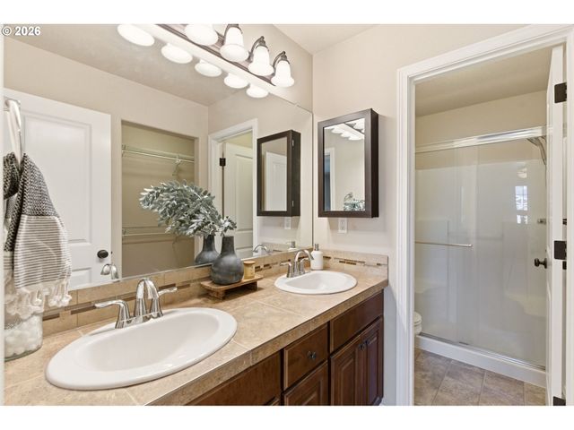 815 Nw 1ST Ave, Canby, OR 97013