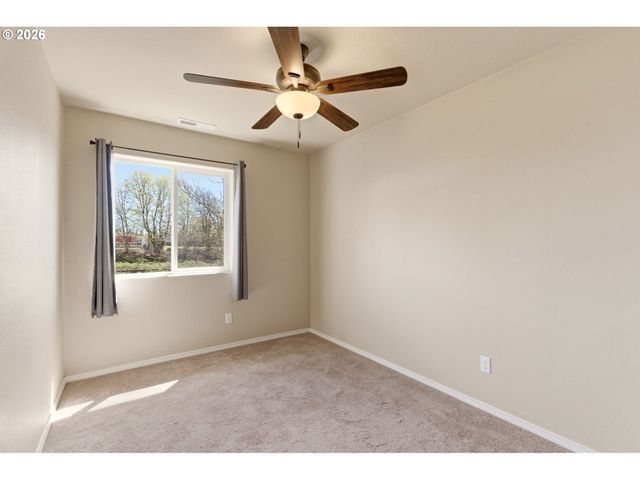 815 Nw 1ST Ave, Canby, OR 97013