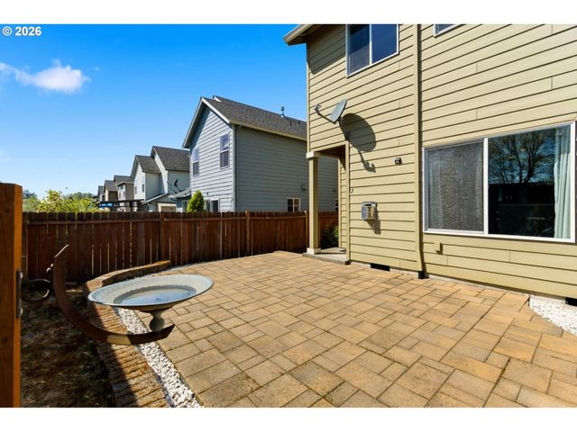 815 Nw 1ST Ave, Canby, OR 97013