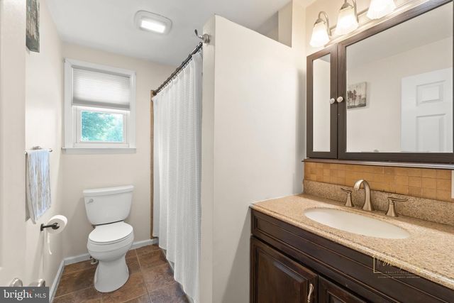 123 WESTMINSTER AVE, Marlton, NJ 08053