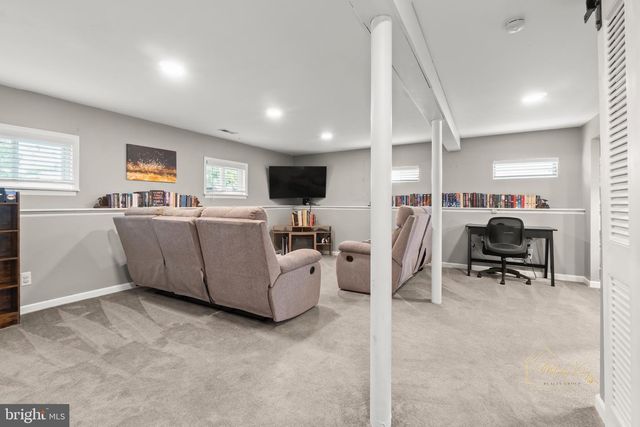 123 WESTMINSTER AVE, Marlton, NJ 08053