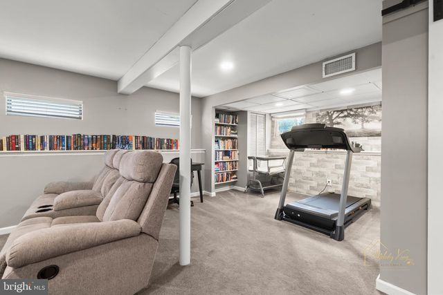 123 WESTMINSTER AVE, Marlton, NJ 08053