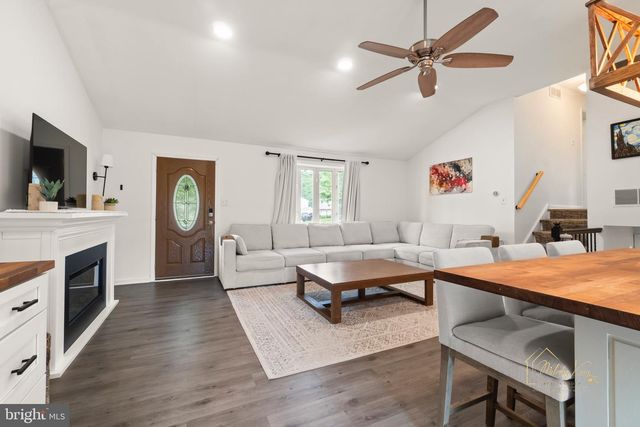 123 WESTMINSTER AVE, Marlton, NJ 08053