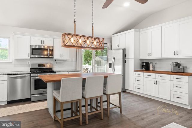 123 WESTMINSTER AVE, Marlton, NJ 08053